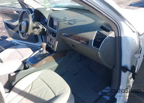 2010 Audi Q5 3.2 Premium from USA, damaged, VIN WA1CKAFP3AA032271